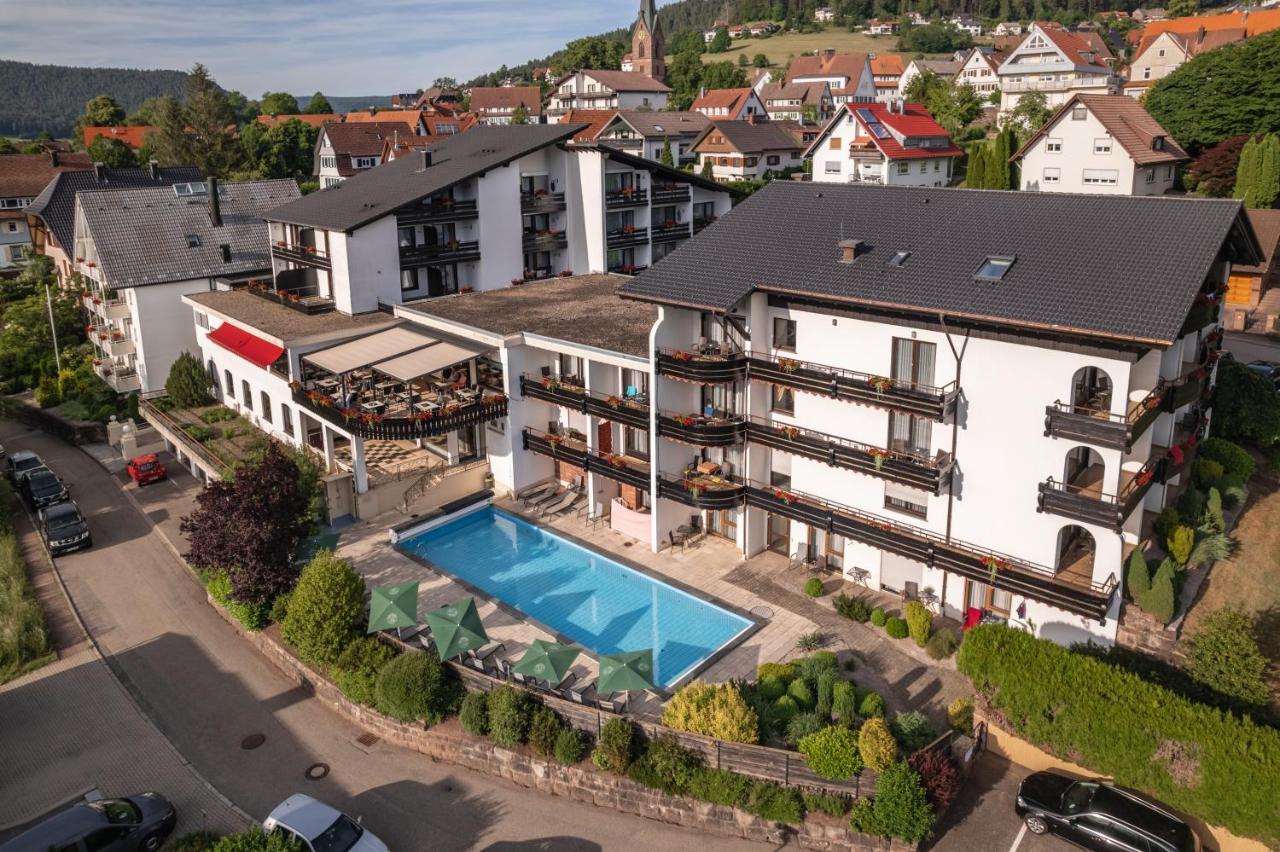 Bsw Schwarzwaldhotel Baiersbronn Exterior photo
